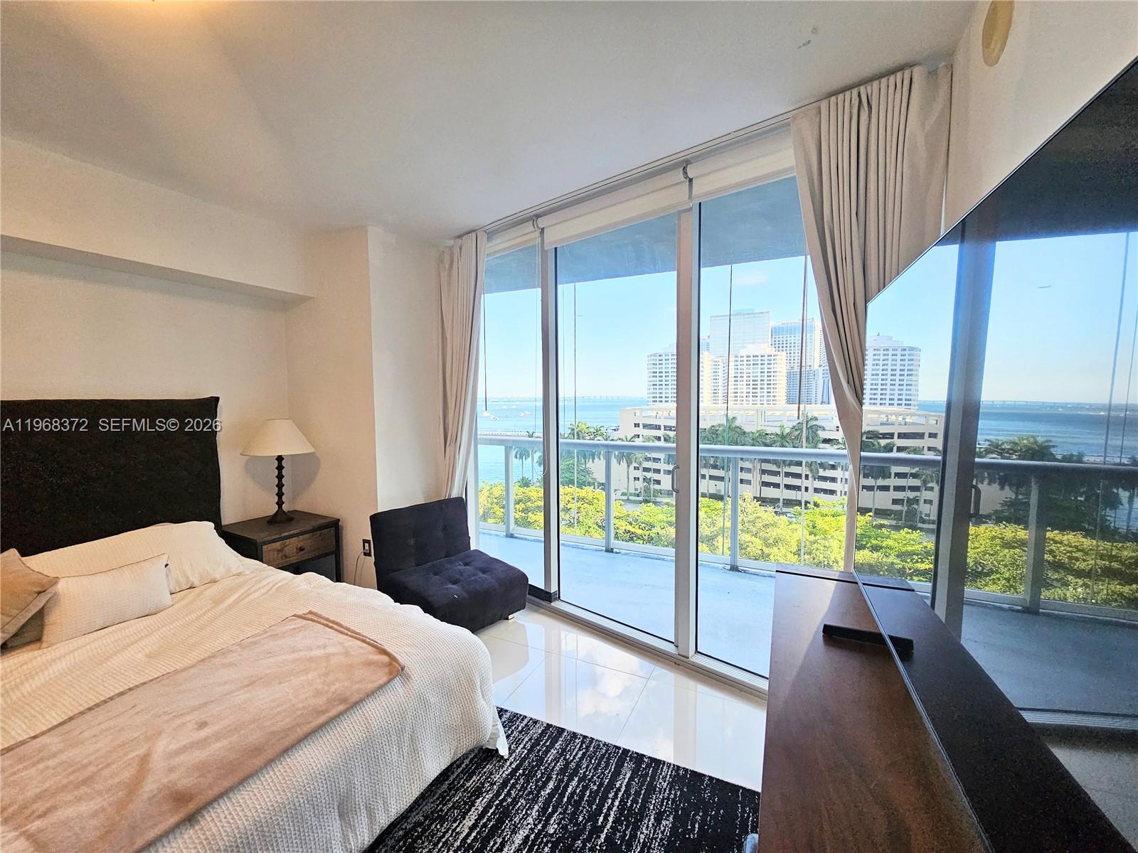 495 Brickell Ave 905