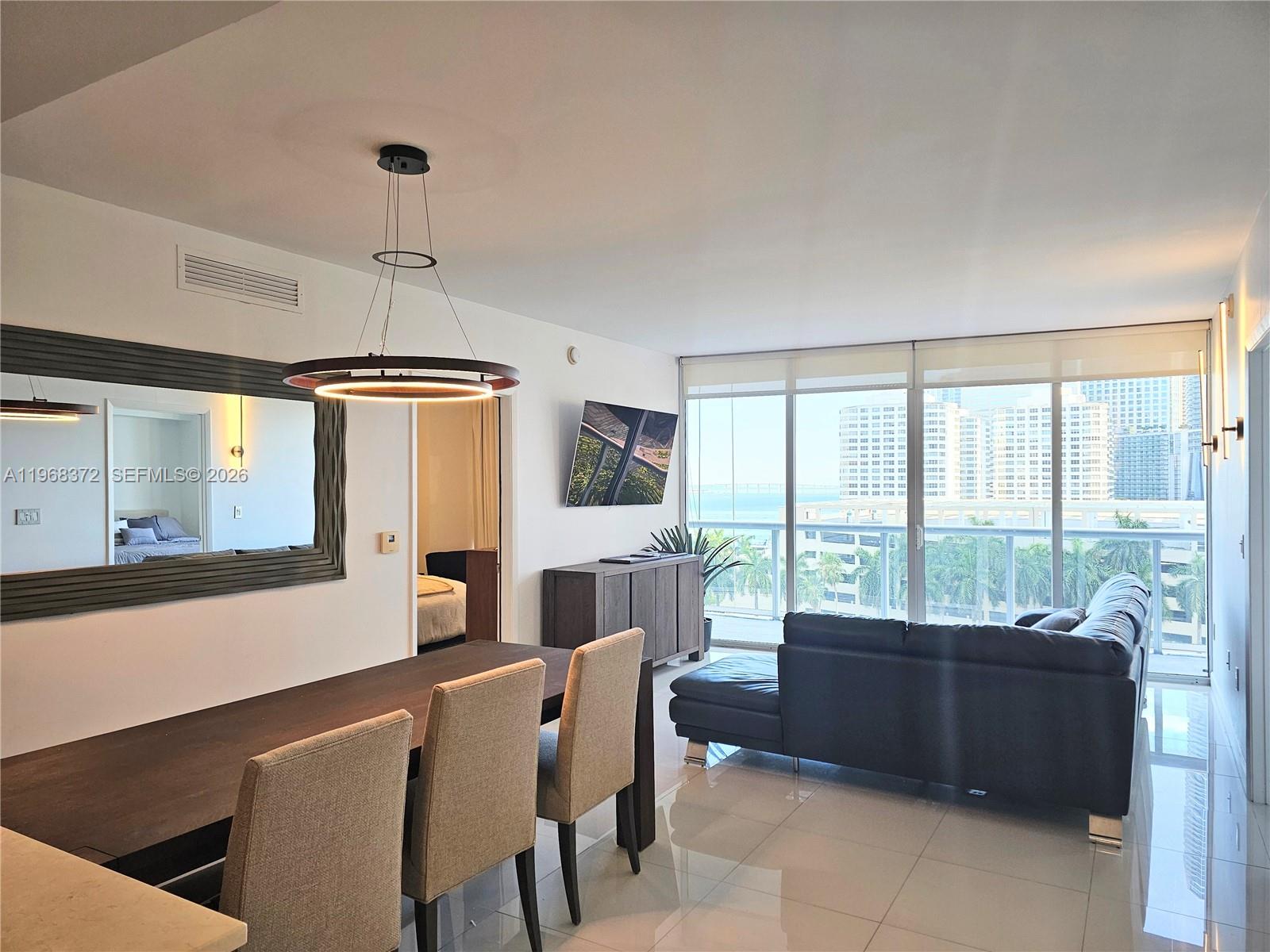 495 Brickell Ave 905