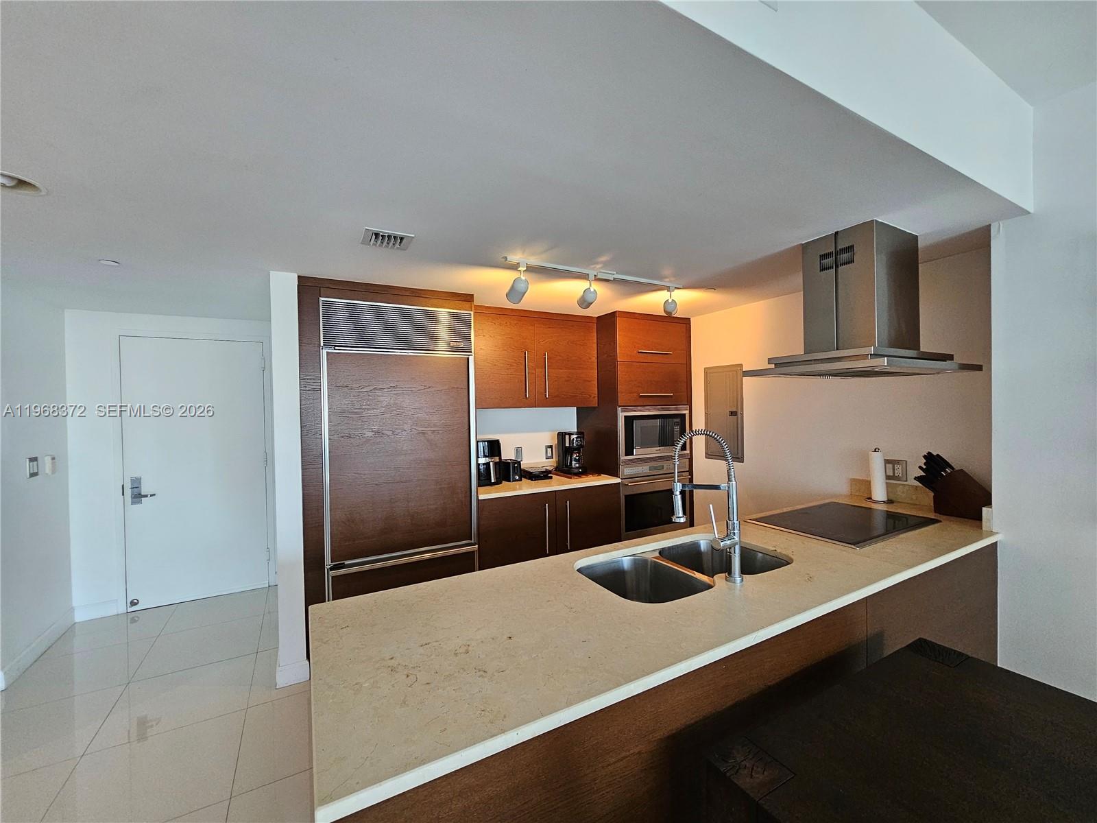 495 Brickell Ave 905 - Image 1