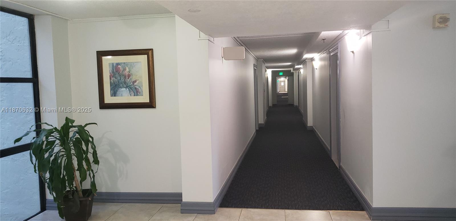 PLAZA OF AMERICAS CONDO - Residential Lease