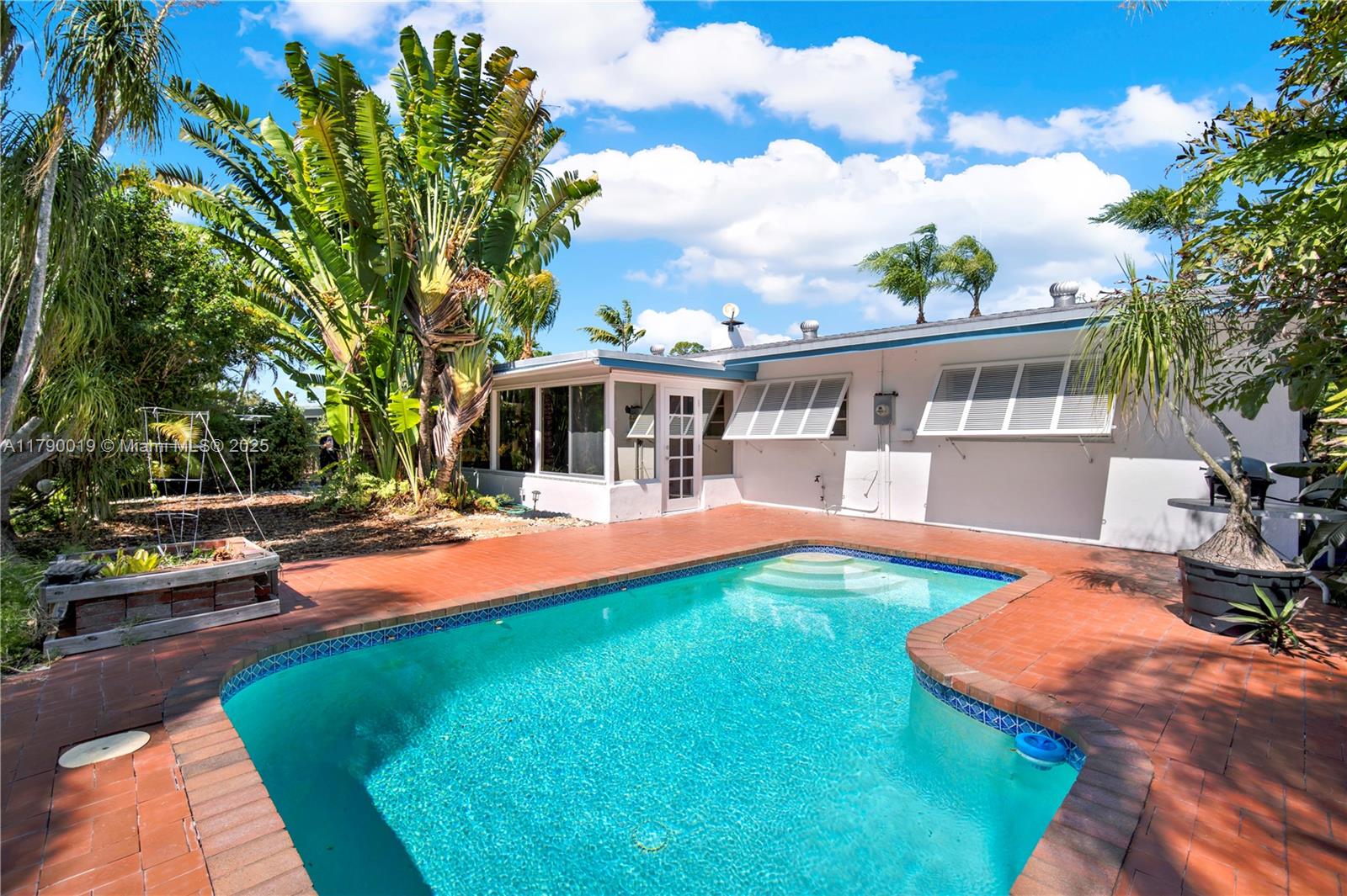 Property for Sale at 20430 Marlin Rd, Cutler Bay, Miami-Dade County, Florida - Bedrooms: 2 
Bathrooms: 2  - $560,000