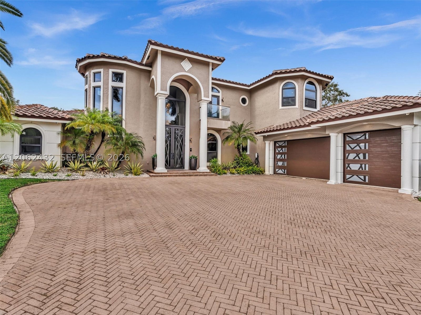 1021 NW 115th Ave