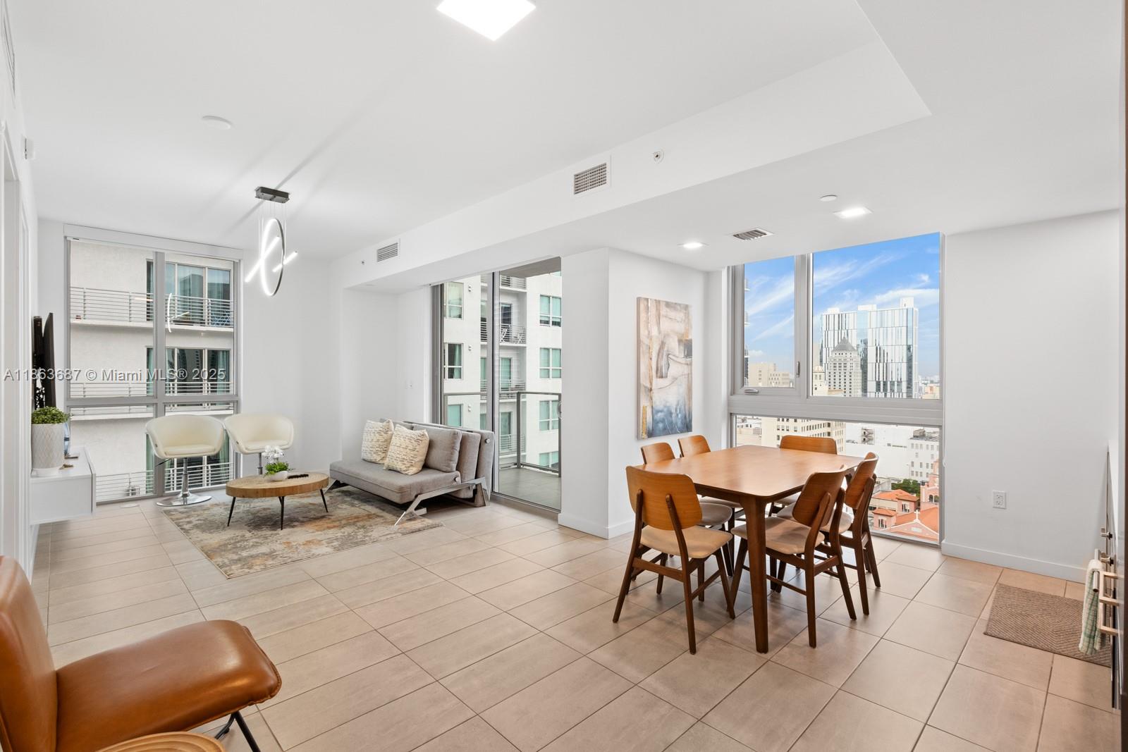 227 NE 2nd St 2202