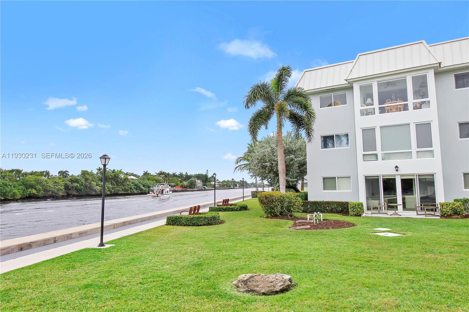 COLONIAL CLUB CONDO SEC 1 - Residential