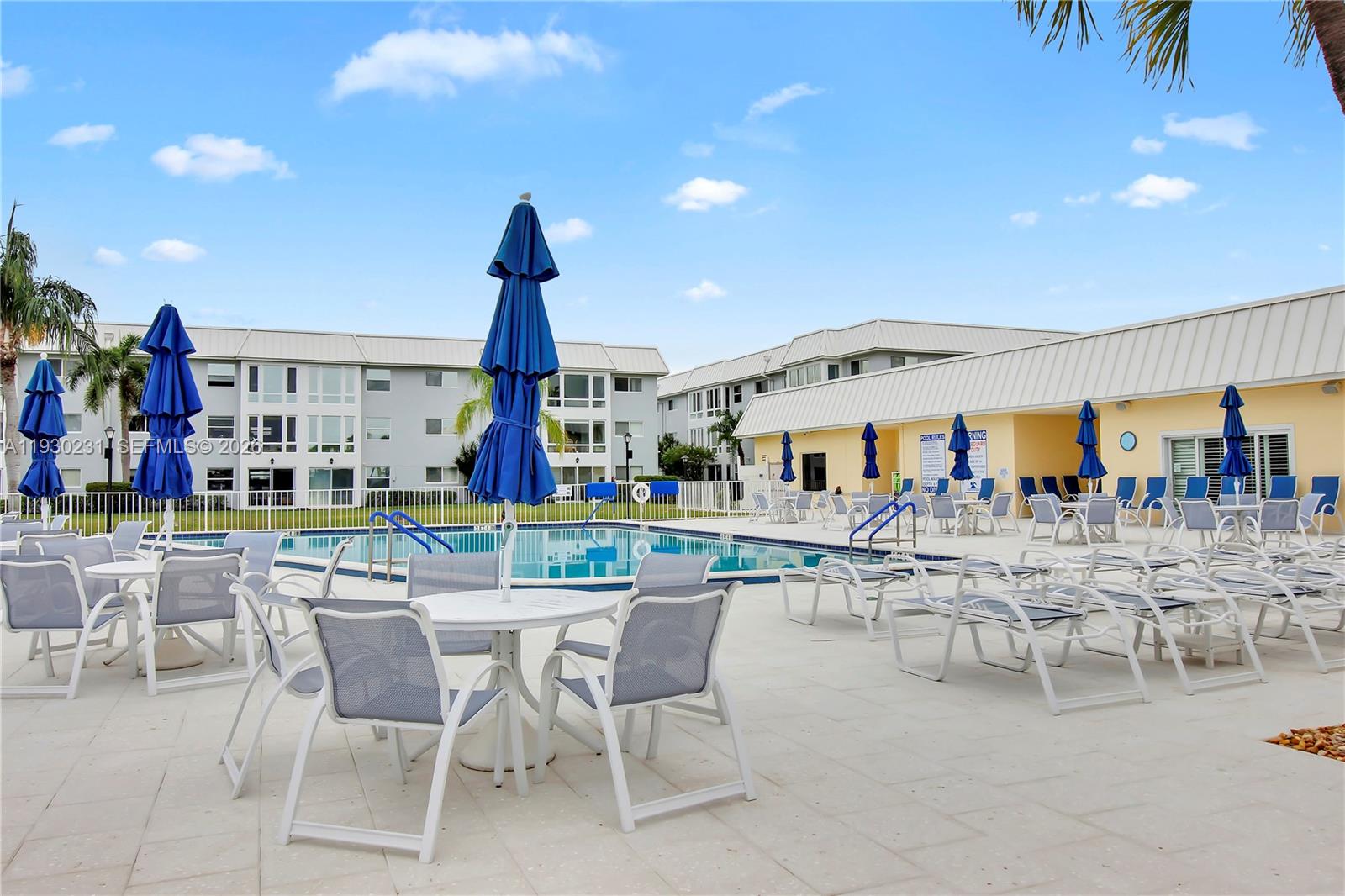 COLONIAL CLUB CONDO SEC 1 - Residential