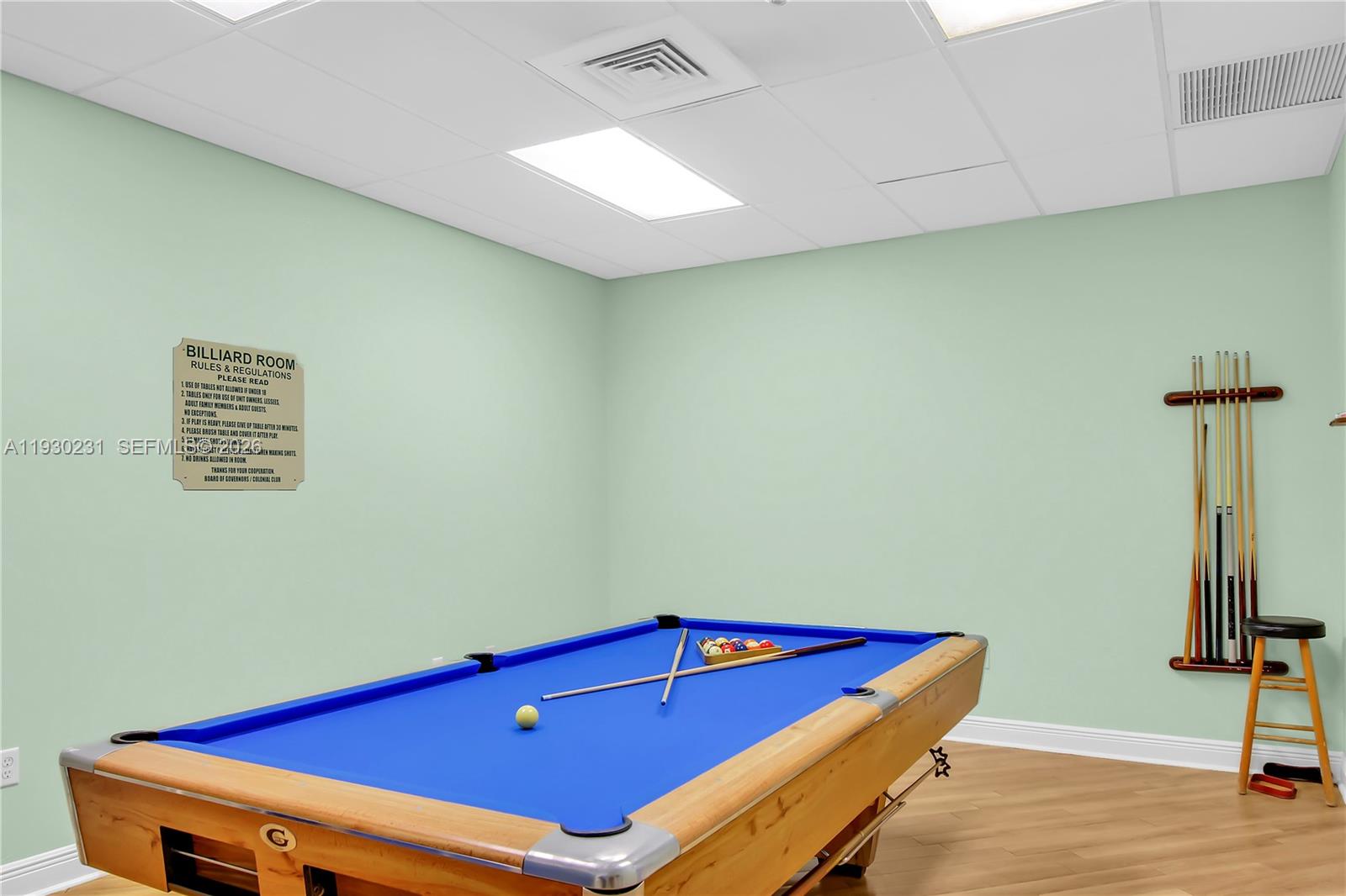 COLONIAL CLUB CONDO SEC 1 - Residential