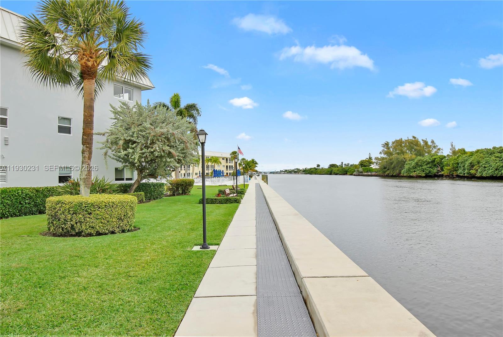 COLONIAL CLUB CONDO SEC 1 - Residential
