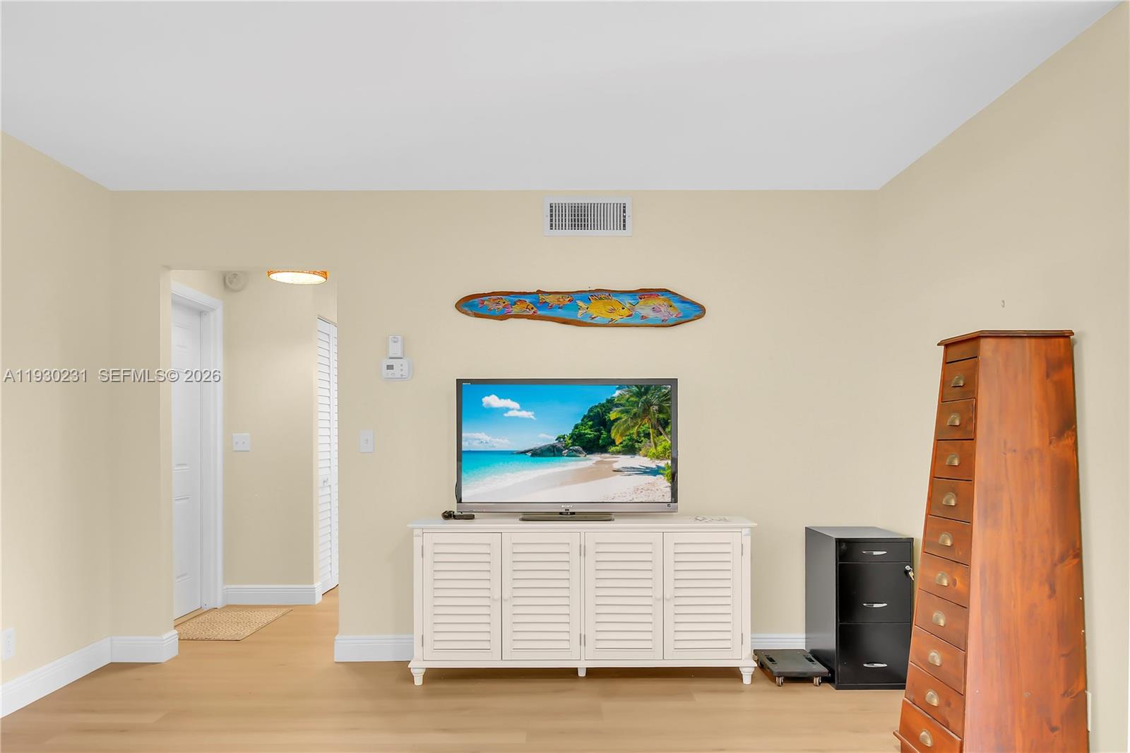 COLONIAL CLUB CONDO SEC 1 - Residential