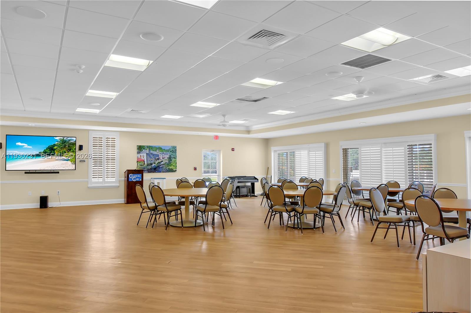 COLONIAL CLUB CONDO SEC 1 - Residential