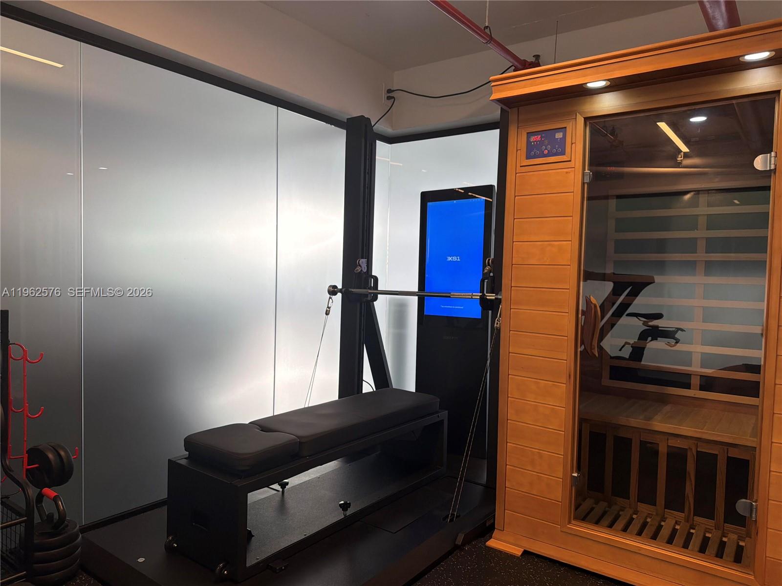 ISLE OF NORMANDY MIAMI VI - Residential