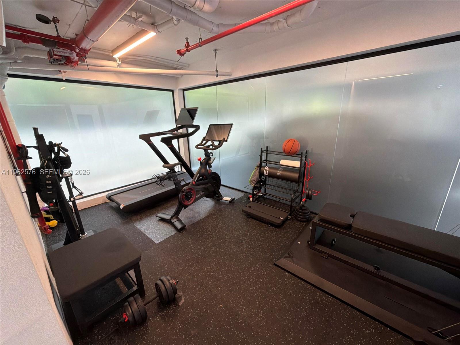 ISLE OF NORMANDY MIAMI VI - Residential