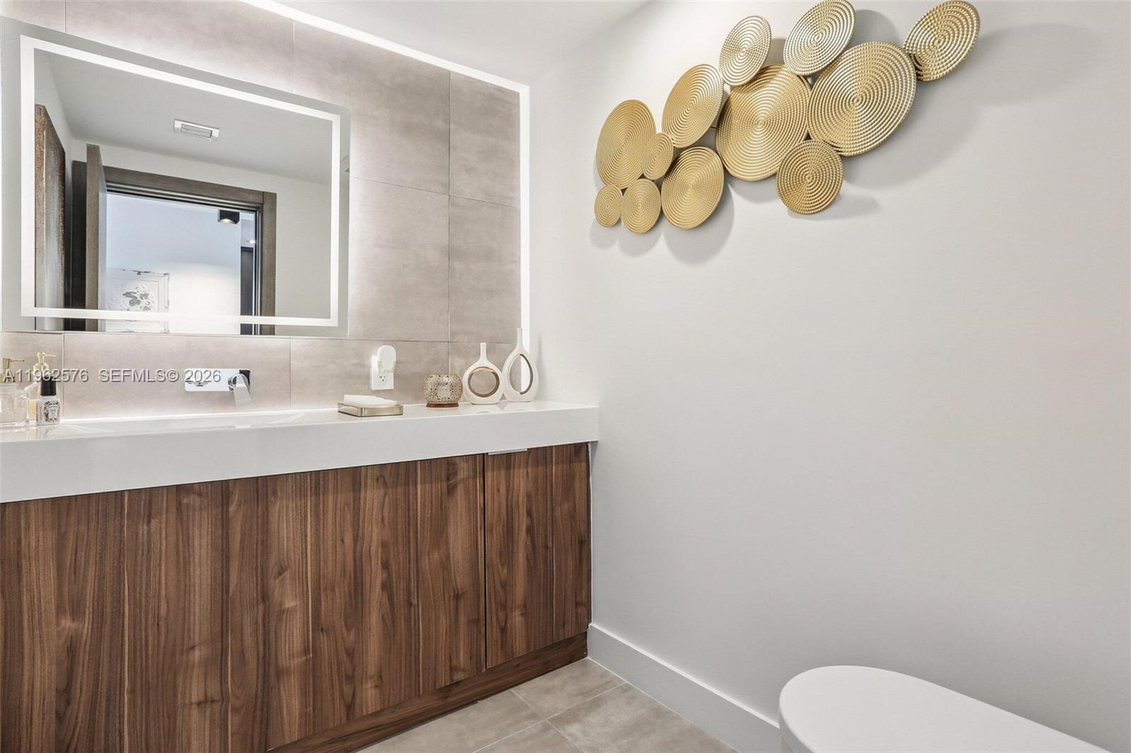 ISLE OF NORMANDY MIAMI VI - Residential