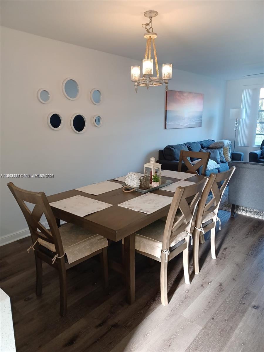 OMEGA CONDO NO 7 - Residential