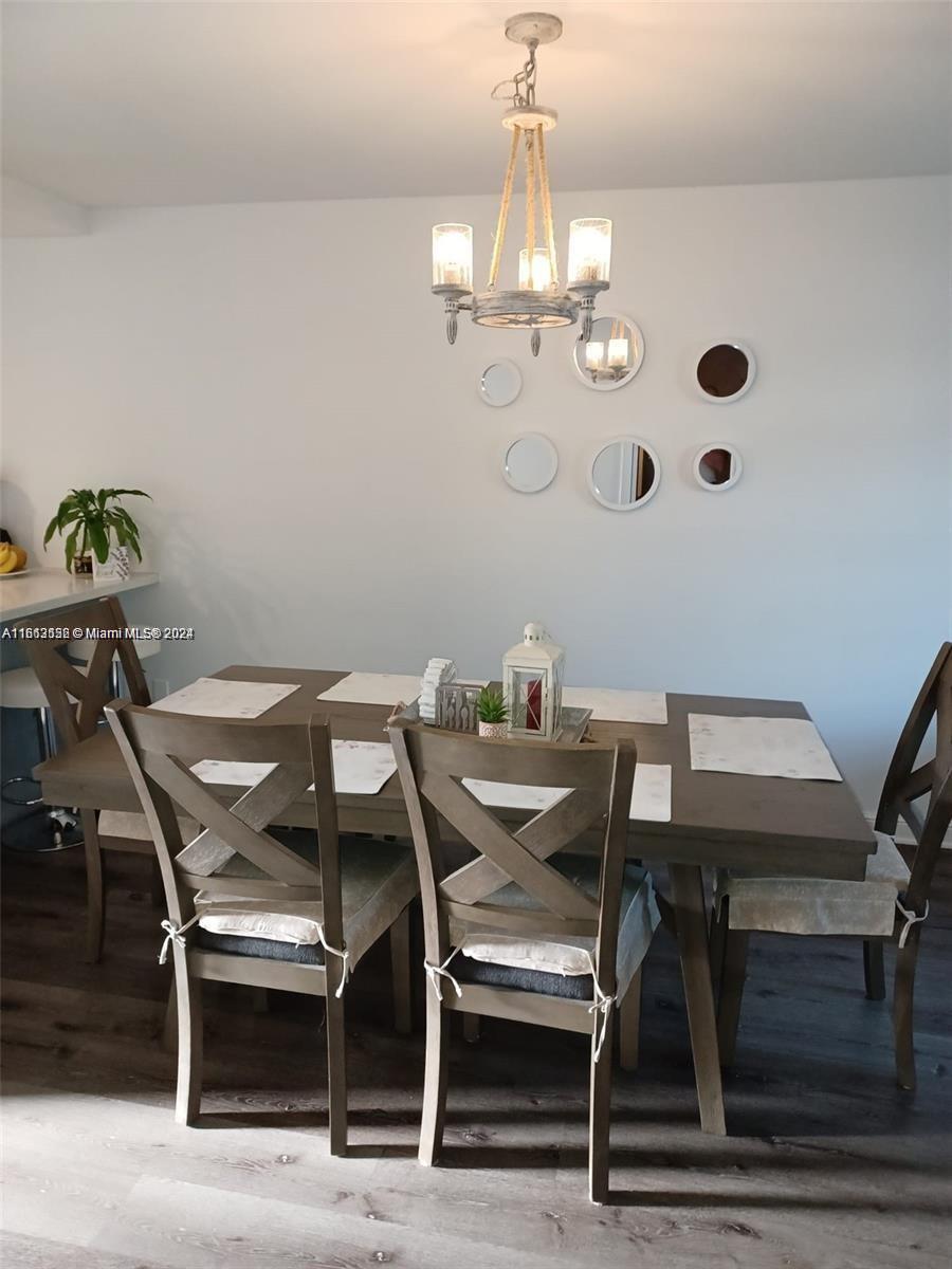 OMEGA CONDO NO 7 - Residential