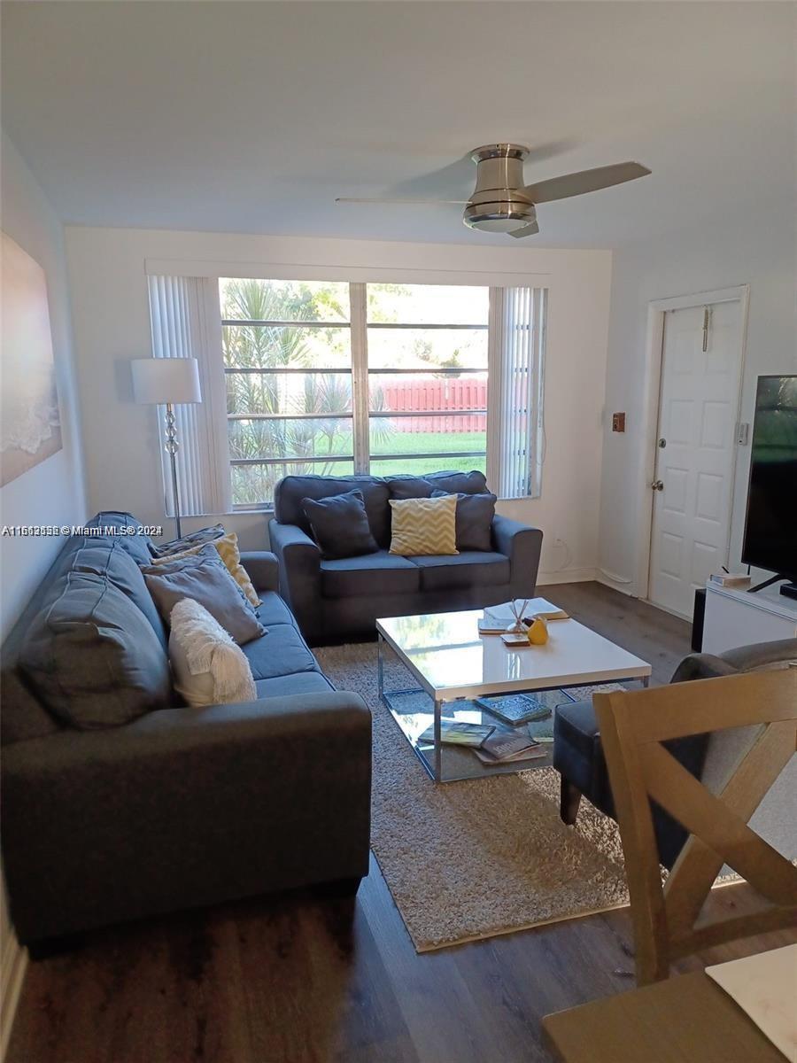 OMEGA CONDO NO 7 - Residential