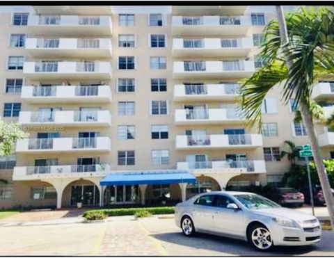1455 N Treasure Dr 4M North Bay Village FL 33141