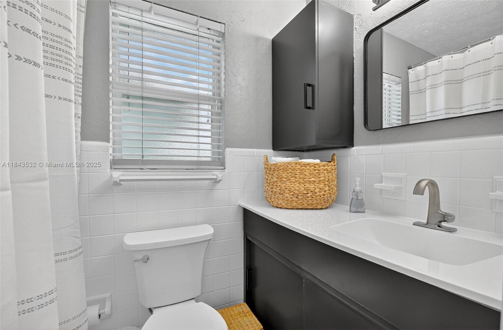 COVE 5TH SEC - Residential
