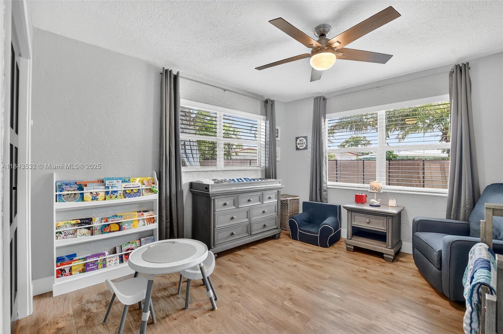 COVE 5TH SEC - Residential