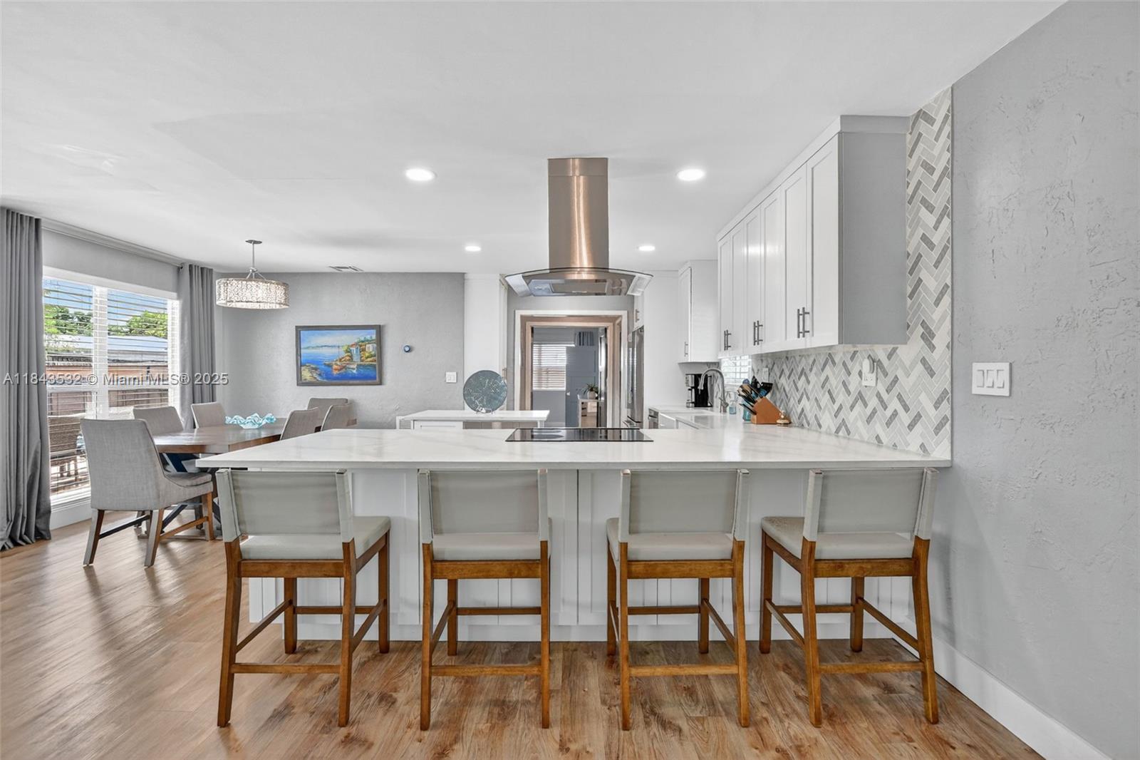 COVE 5TH SEC - Residential