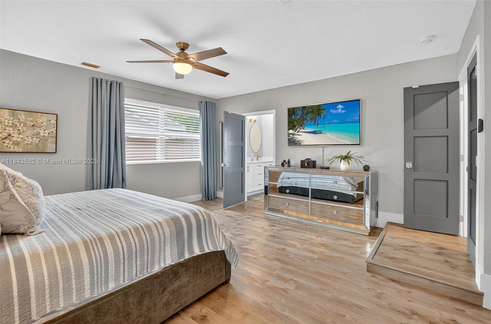 COVE 5TH SEC - Residential