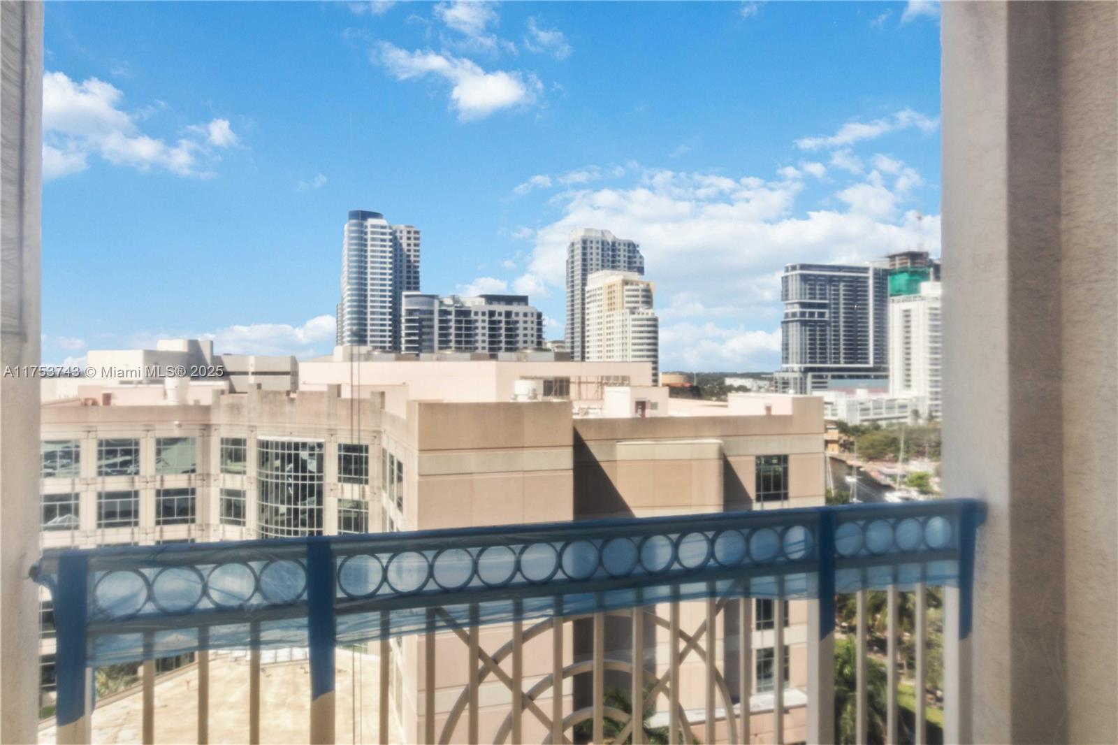 511 SE 5th Ave 1214