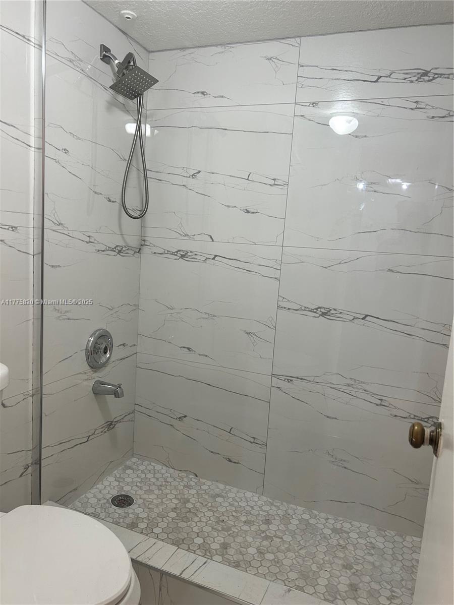 PIERPOINTE ONE CONDO I - Residential Lease