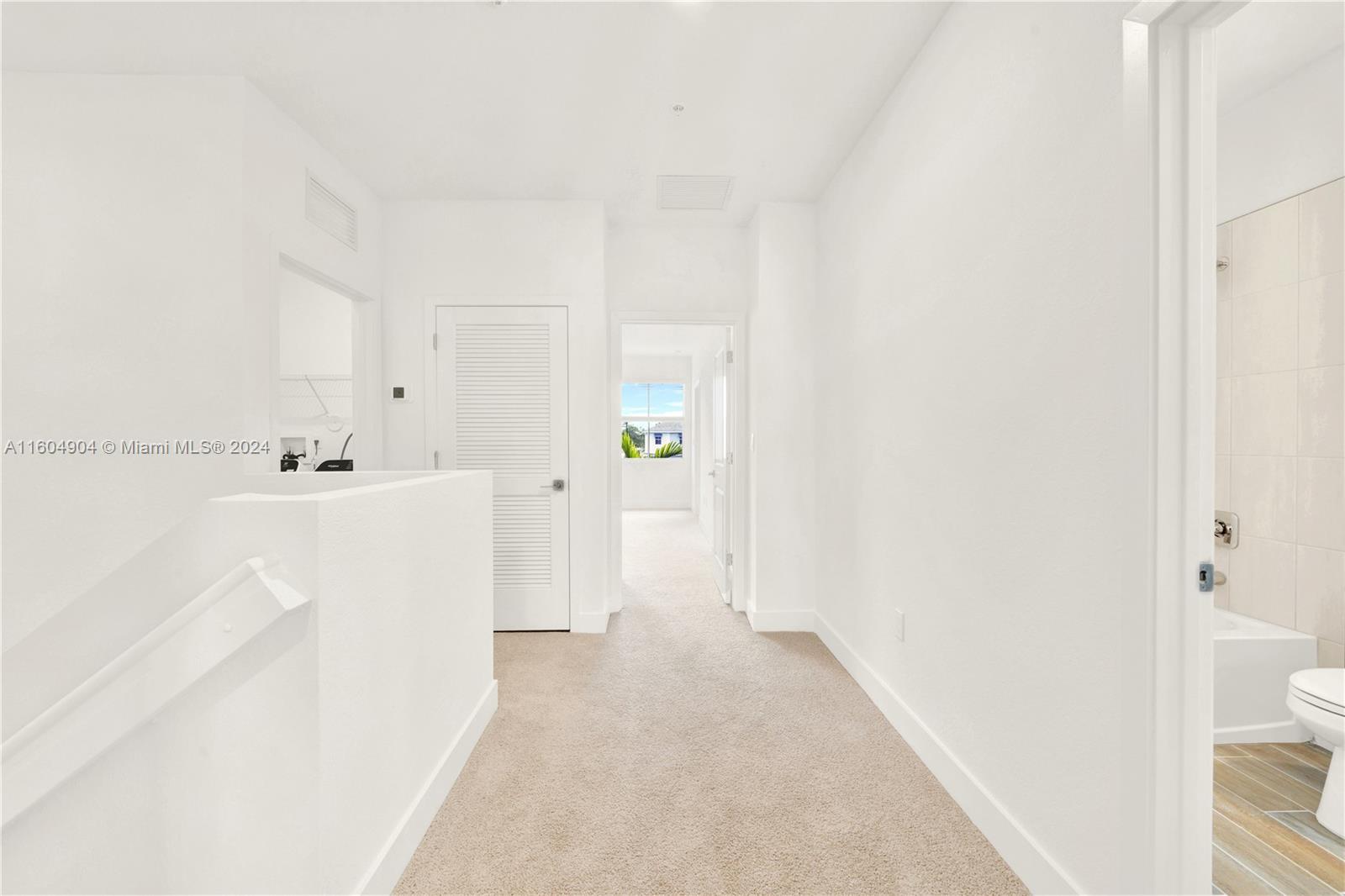 MERRICK SQUARE - Residential Lease