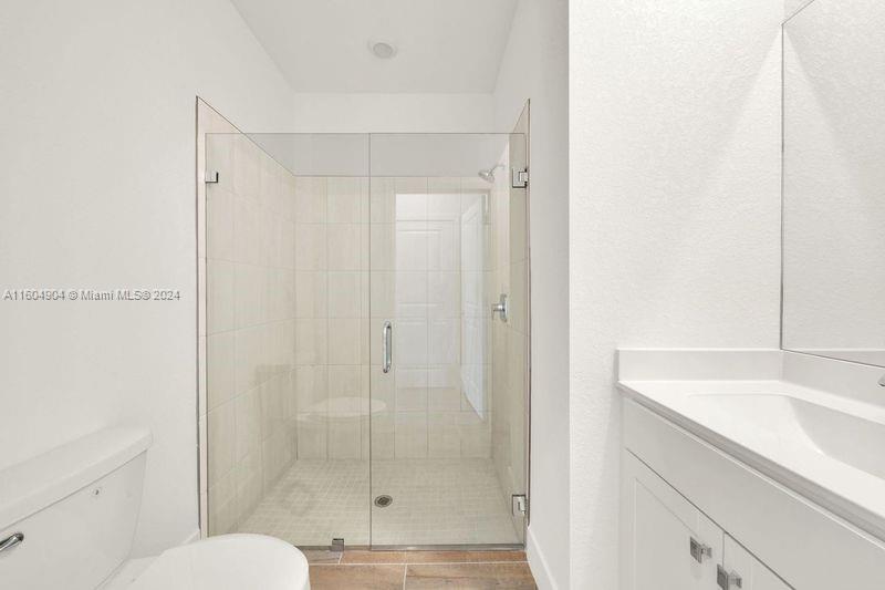 MERRICK SQUARE - Residential Lease