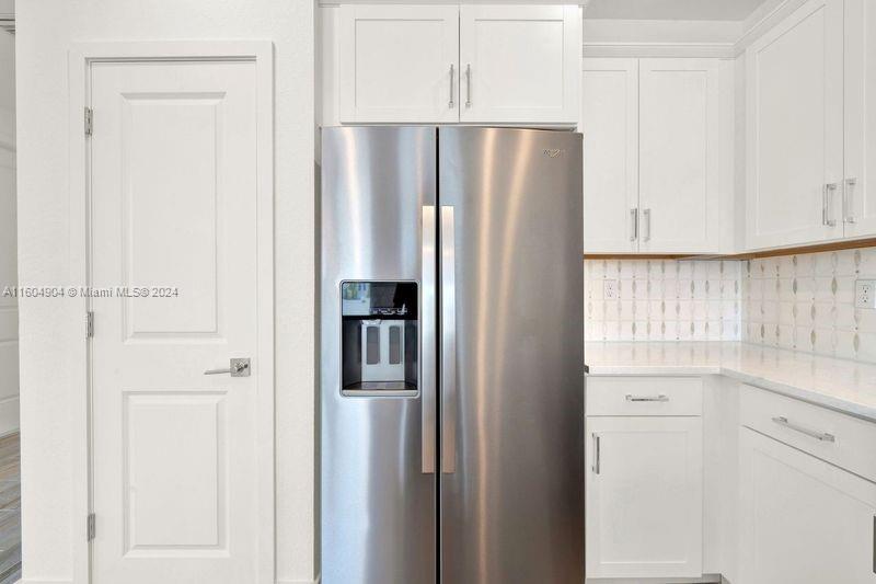 MERRICK SQUARE - Residential Lease
