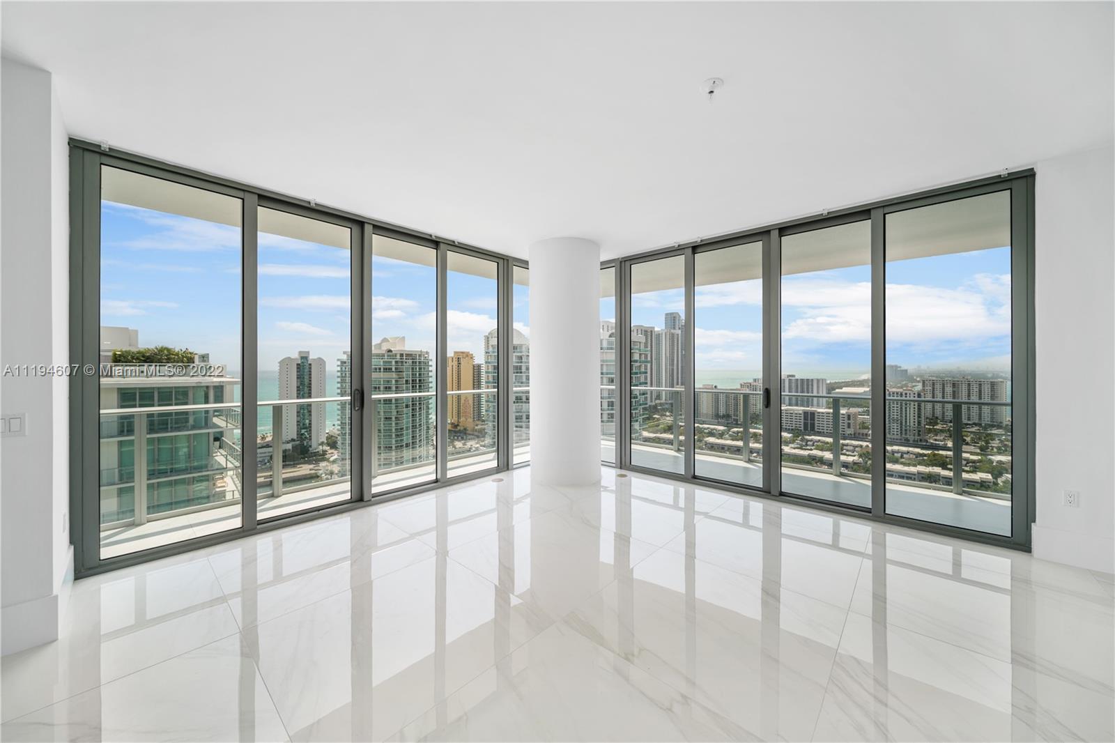 PARQUE TOWERS CONDO - Residential