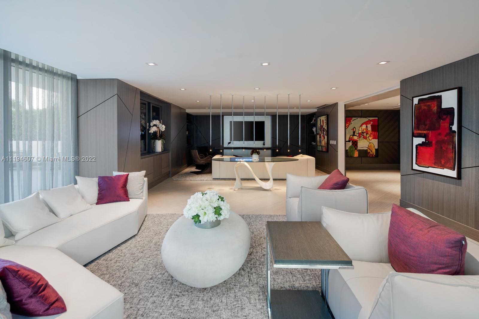PARQUE TOWERS CONDO - Residential