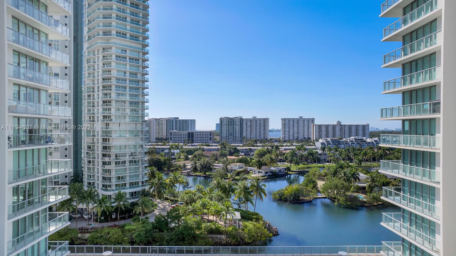 PARQUE TOWERS CONDO - Residential