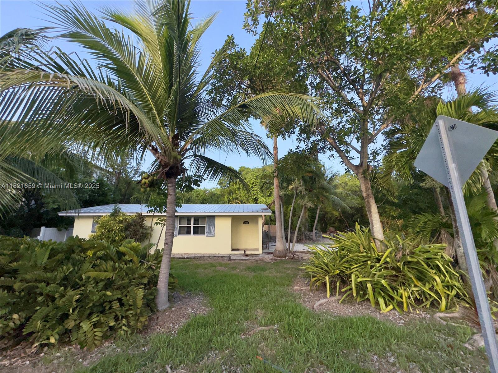 Rental Property at 786 Bostwick Dr A, Key Largo, Monroe County, Florida - Bedrooms: 2 
Bathrooms: 2  - $2,900 MO.