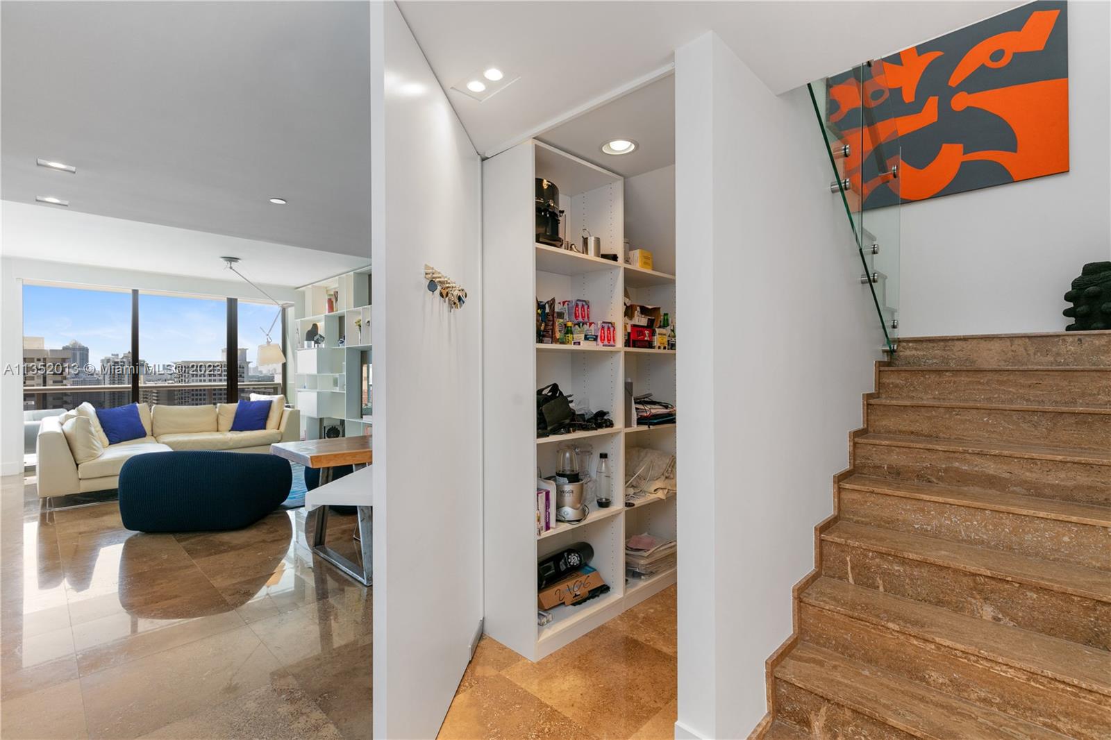 MEI CONDO - Residential