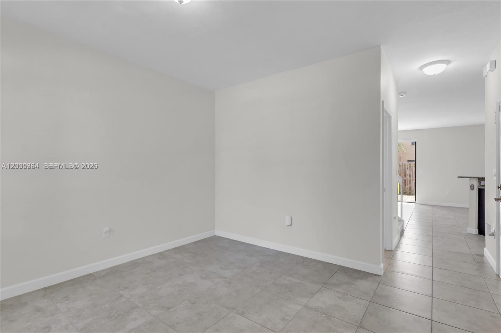 SILVER PALM WEST - Residential