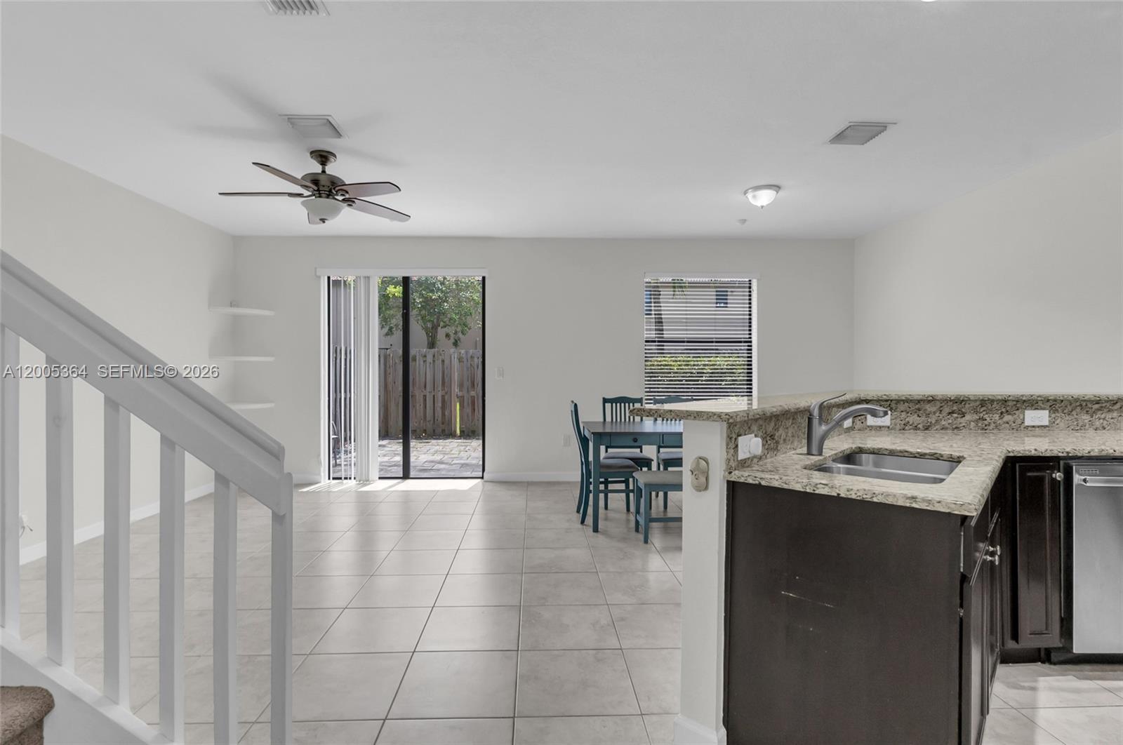 SILVER PALM WEST - Residential