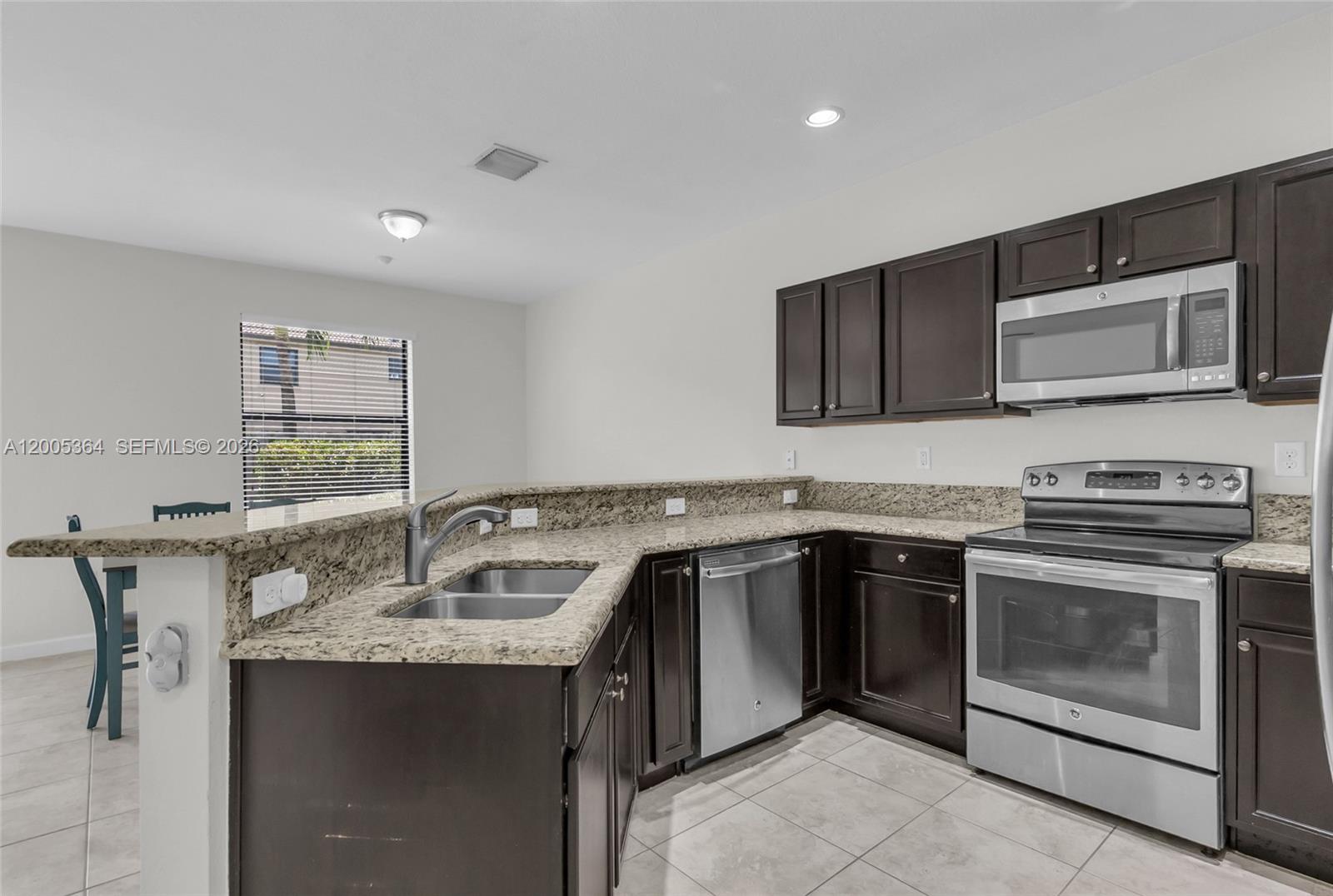 SILVER PALM WEST - Residential