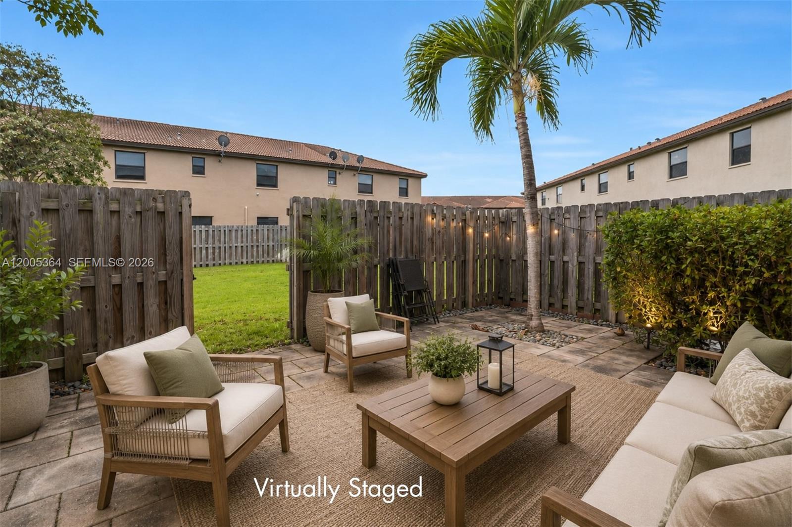 SILVER PALM WEST - Residential