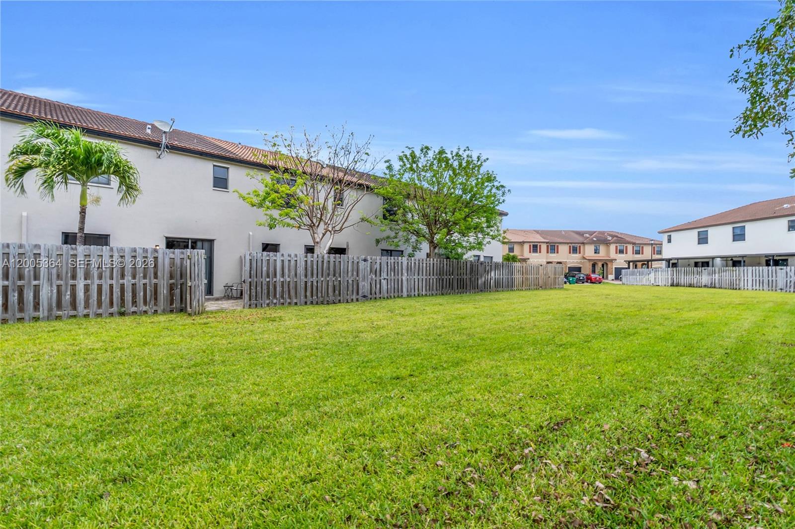 SILVER PALM WEST - Residential