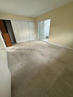 KINGS POINT SAXONY CONDOS - Residential