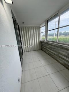 KINGS POINT SAXONY CONDOS - Residential