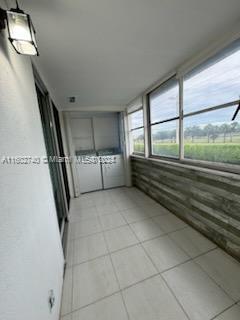 KINGS POINT SAXONY CONDOS - Residential