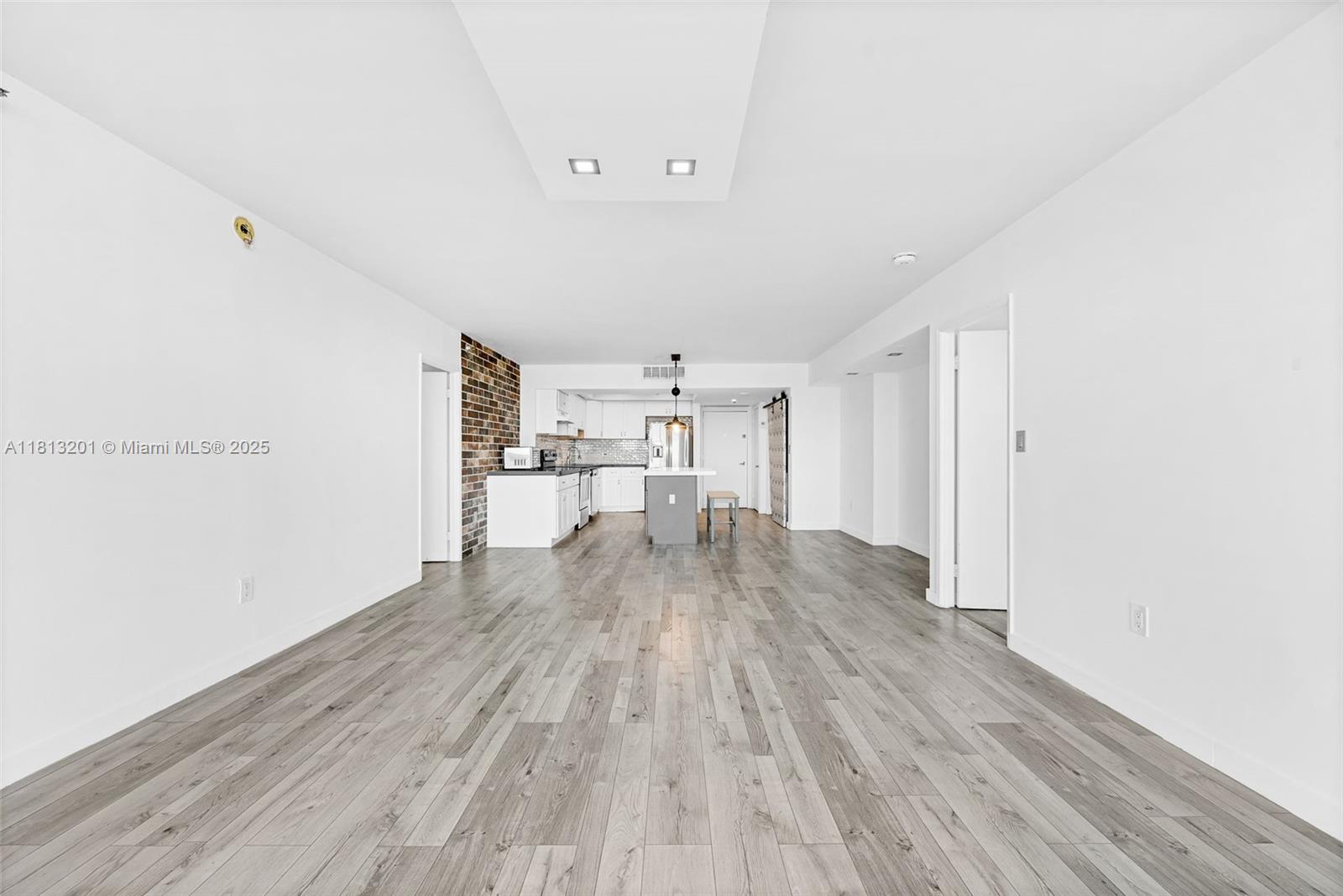 WATERVIEW CONDO - Residential