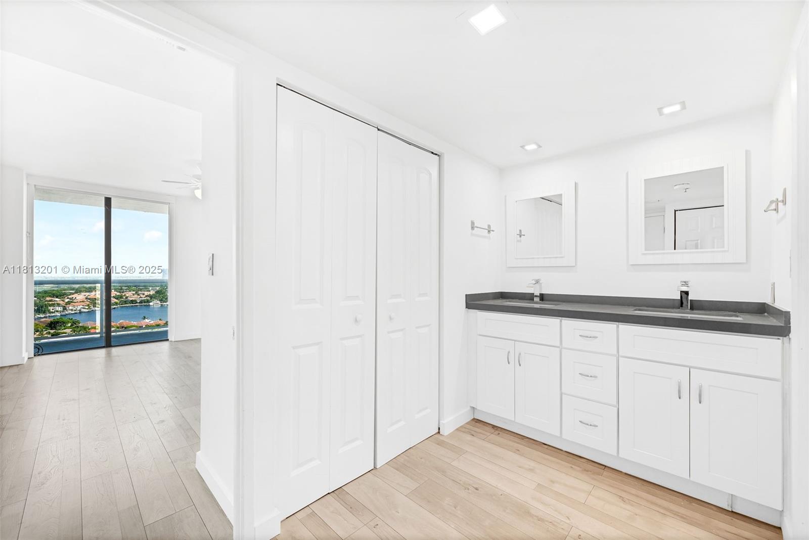 WATERVIEW CONDO - Residential