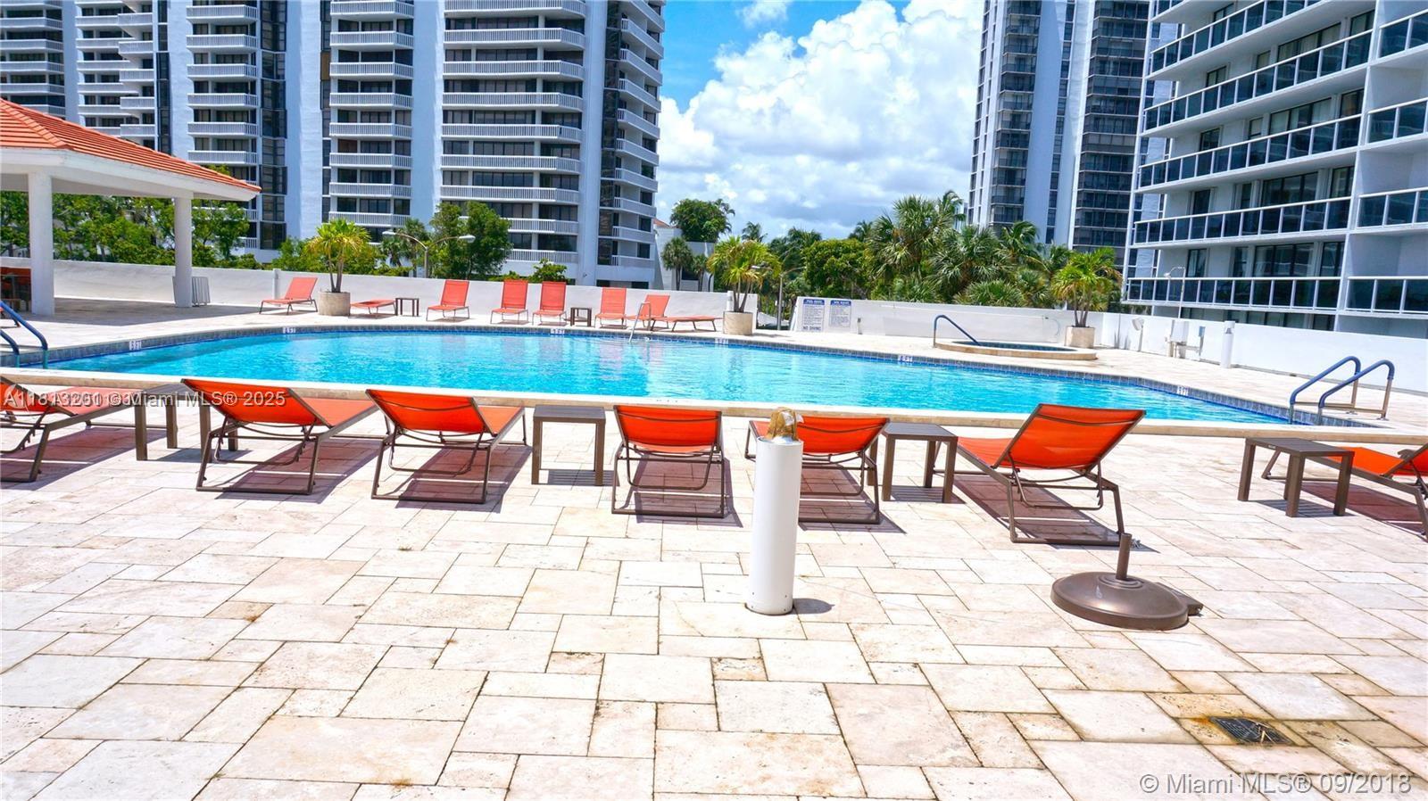 20505 E Country Club Dr 2039