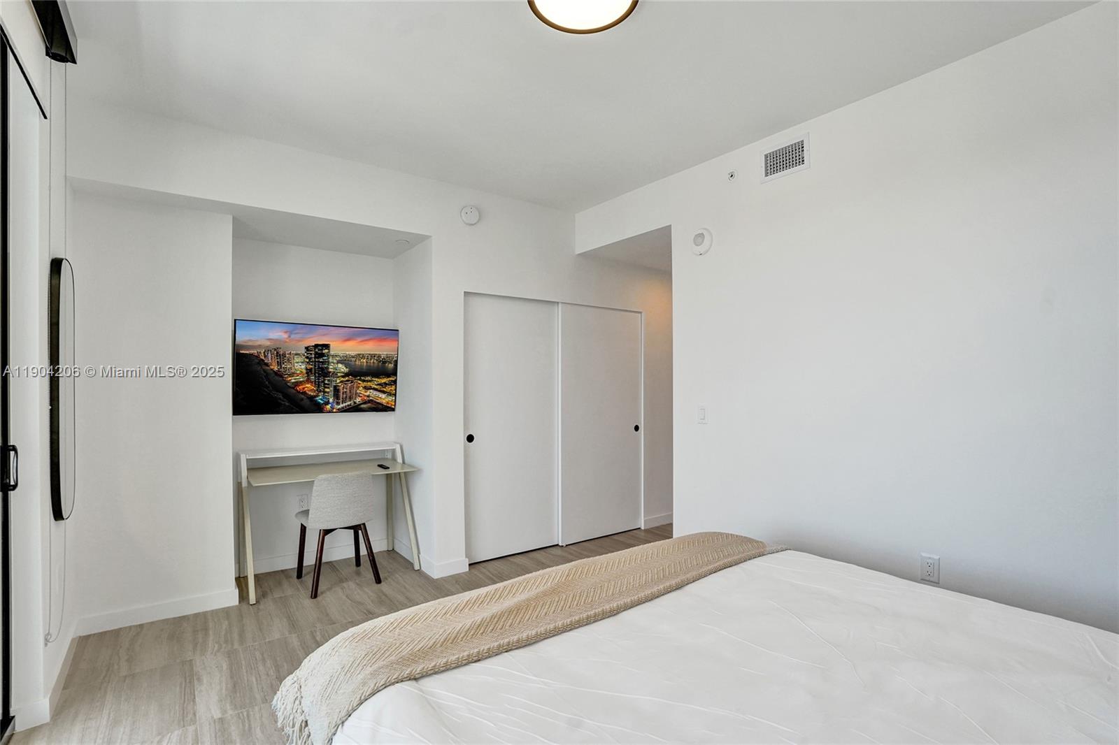 580 72ND STREET CONDO - Residential