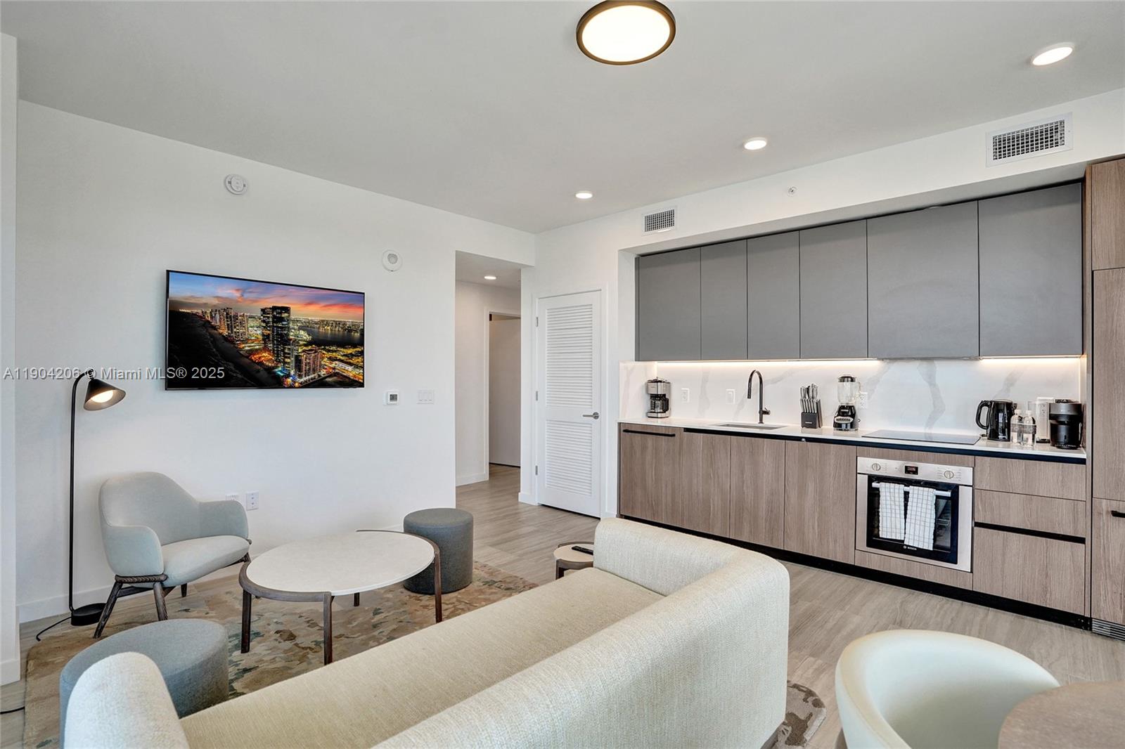 580 72ND STREET CONDO - Residential