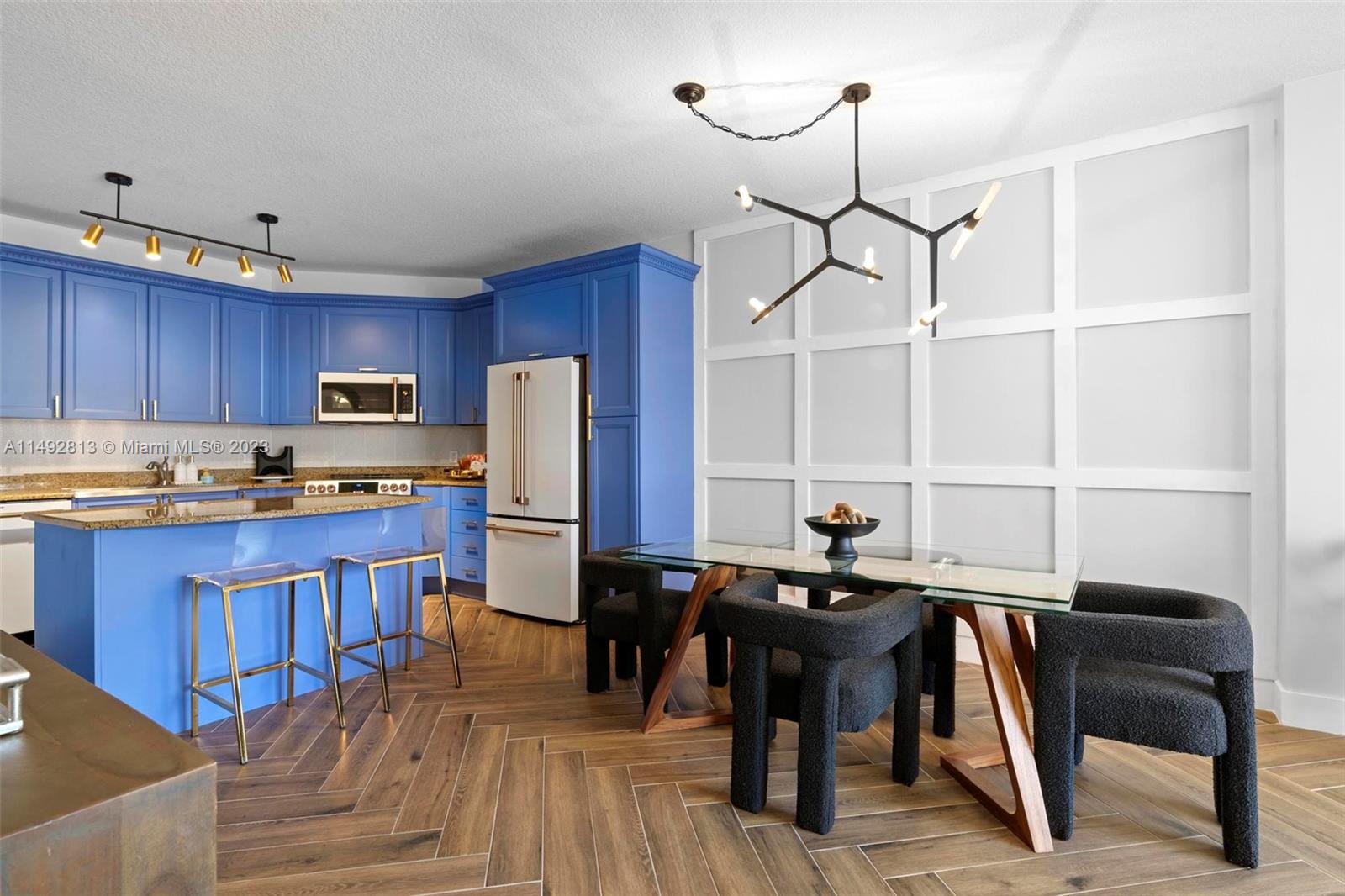55 MERRICK CONDO - Residential Lease