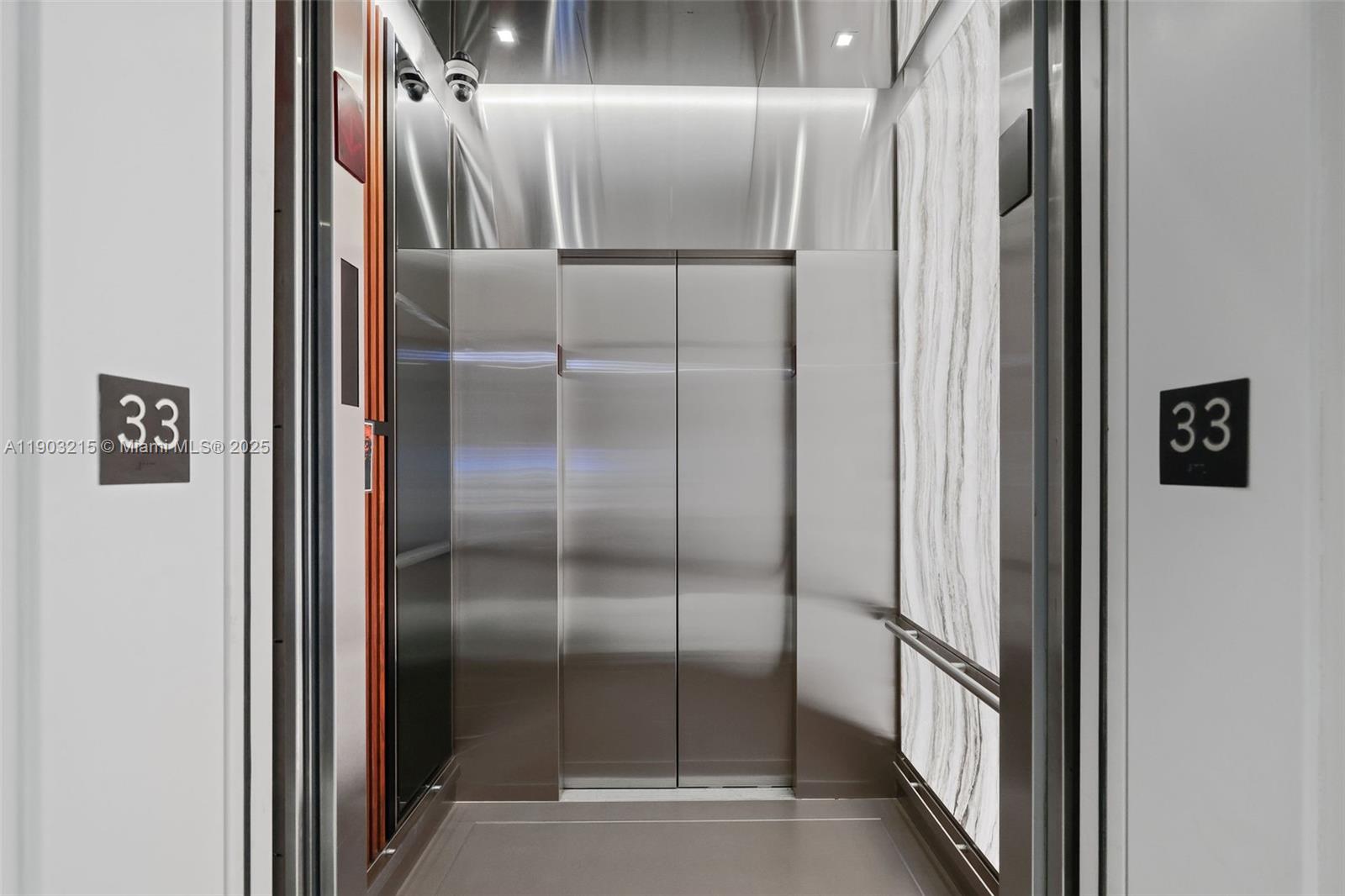 MARQUIS CONDO - Residential