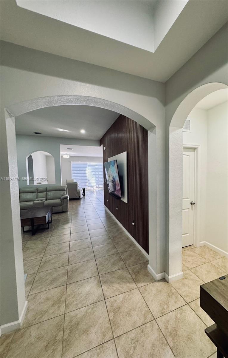 HEMINGWAY POINT - Residential